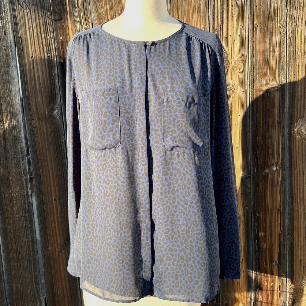 ANN TAYLOR LOFT Long Sleeve Blue w/Black Button-Up Blouse - Size L